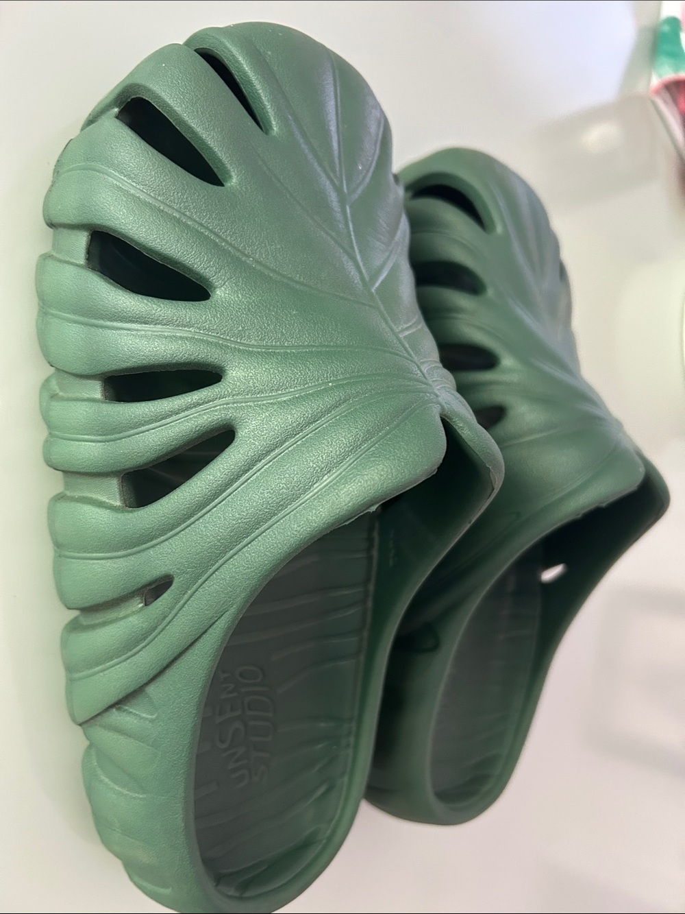 Unsent Studio Monstera Leaf Slip-On Foam Clog - Picture 4 of 6